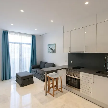 Apartmans Ciutat Vella Apartment *