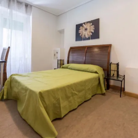 Apartment Apartmans Ciutat Vella *